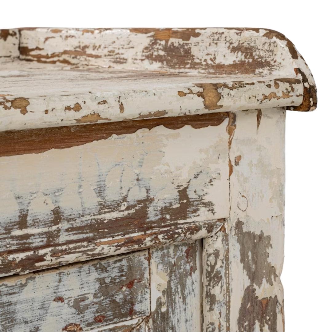 Cabinet français à porte vieillie, vers 1870
