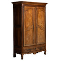 Armoire en noyer de style néo-Renaissance française, Circa 1840