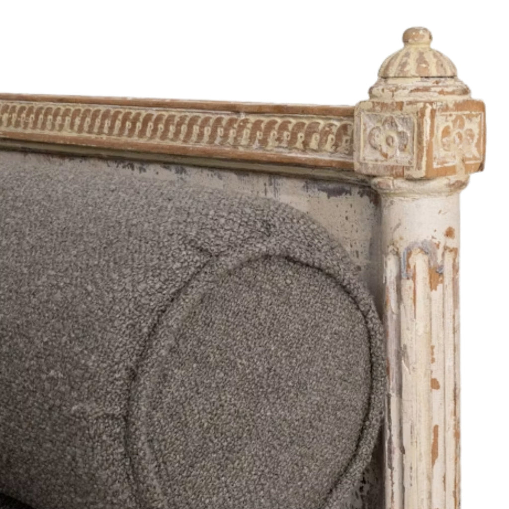 Lit de repos sofa en chêne blanc antique, style manoir français, vers 1900