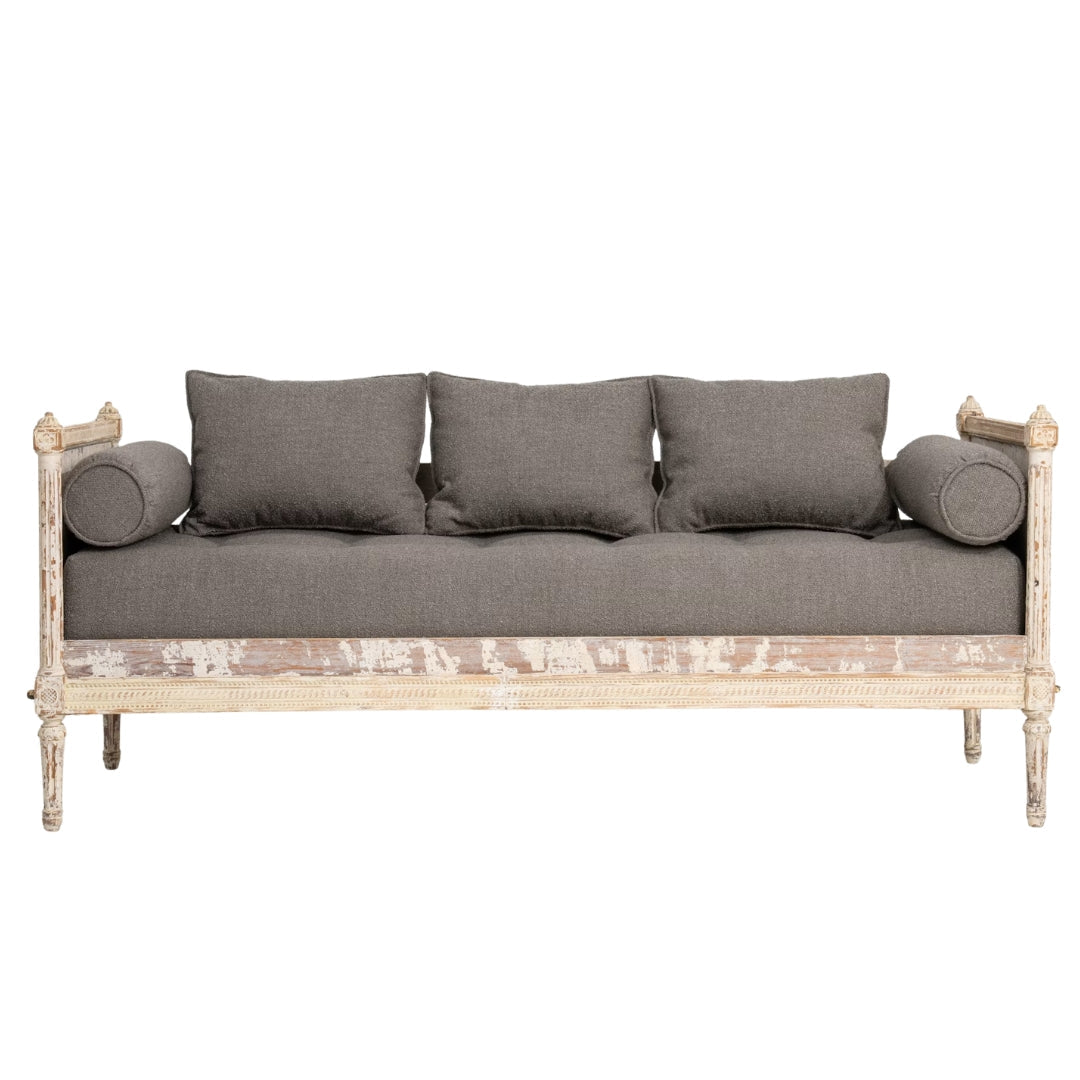 Lit de repos sofa en chêne blanc antique, style manoir français, vers 1900