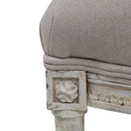 Causeuse taupe de style provincial français antique, vers 1900