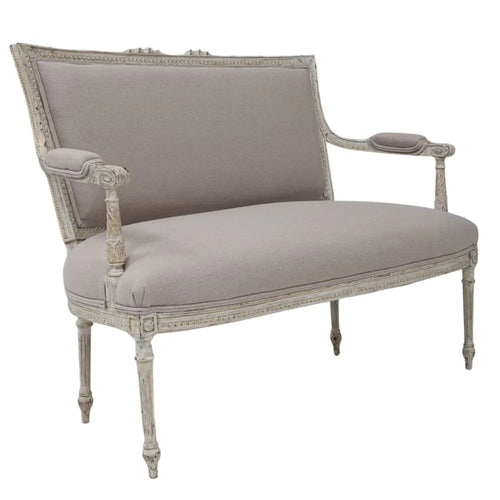 Causeuse taupe de style provincial français antique, vers 1900