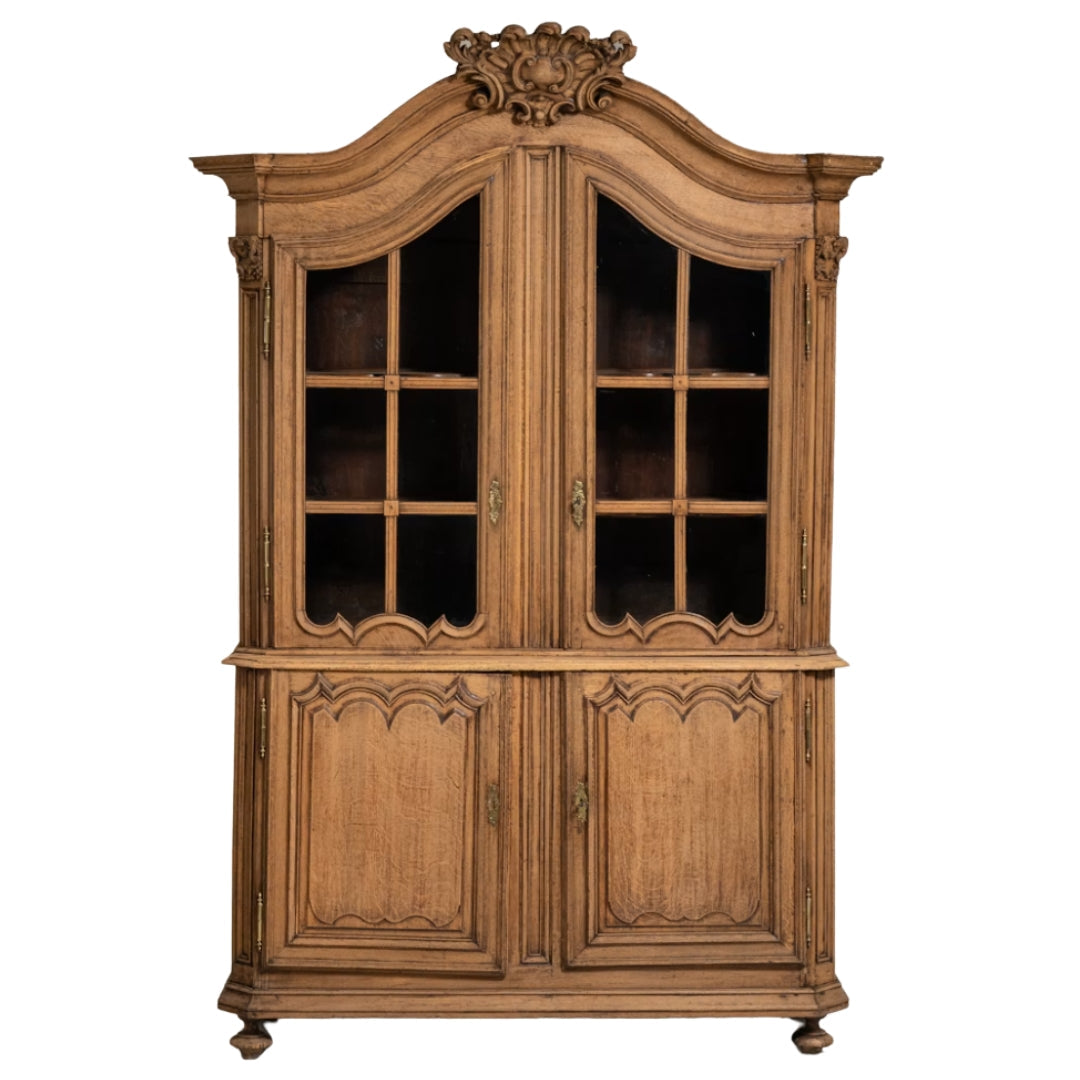 Vaisselier provincial Regal Grand en chêne, vers 1870