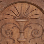 Cabinet néoclassique sculpté à urne, vers 1850