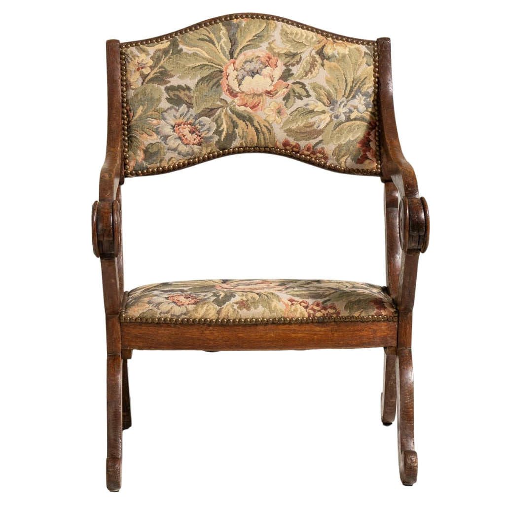Fauteuil Régence à tapisserie florale, Circa 1860
