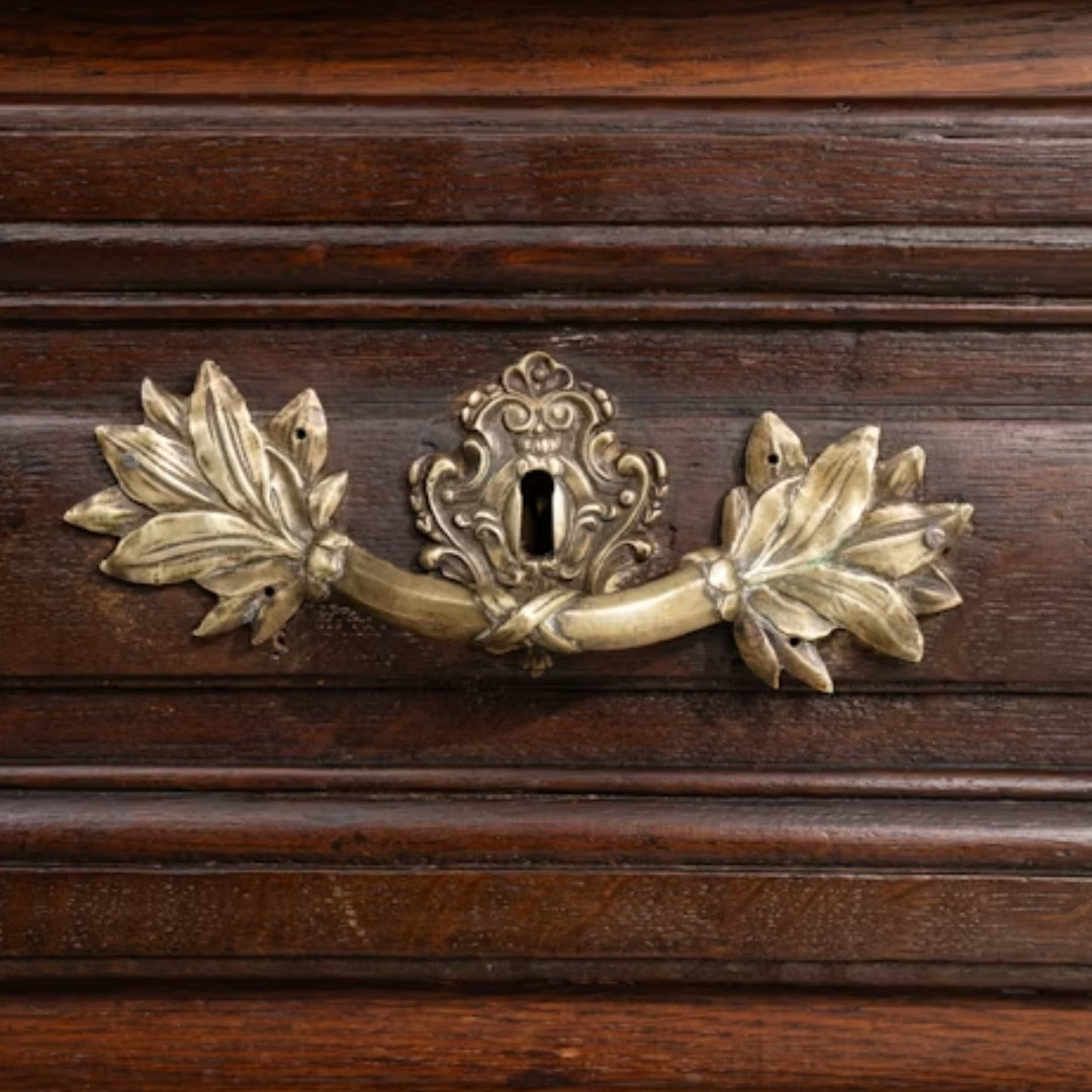 Commode Versailles Heritage Chêne Antique, Circa 1800