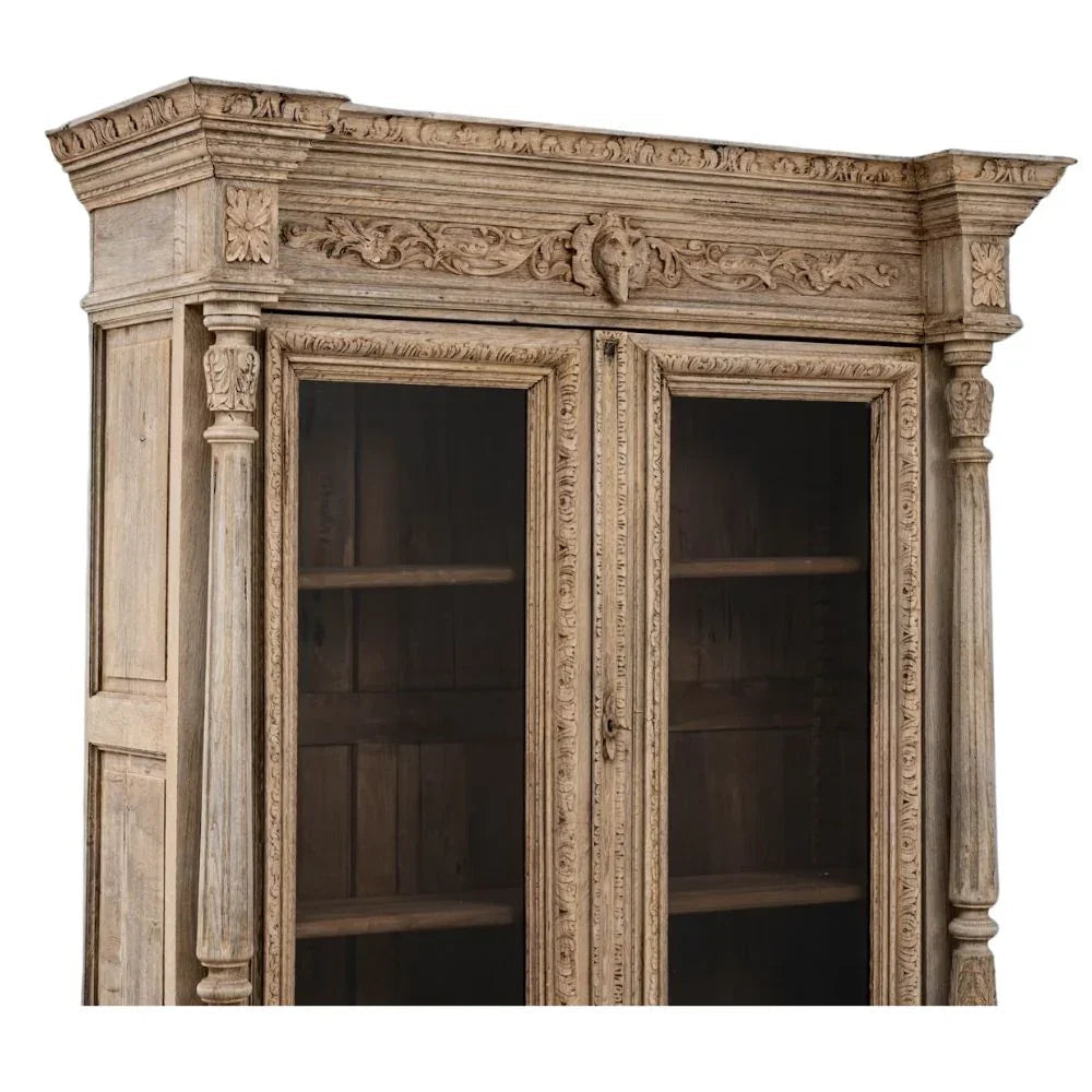 Cabinet belge sculpté du XIXe siècle avec verre, vers 1880