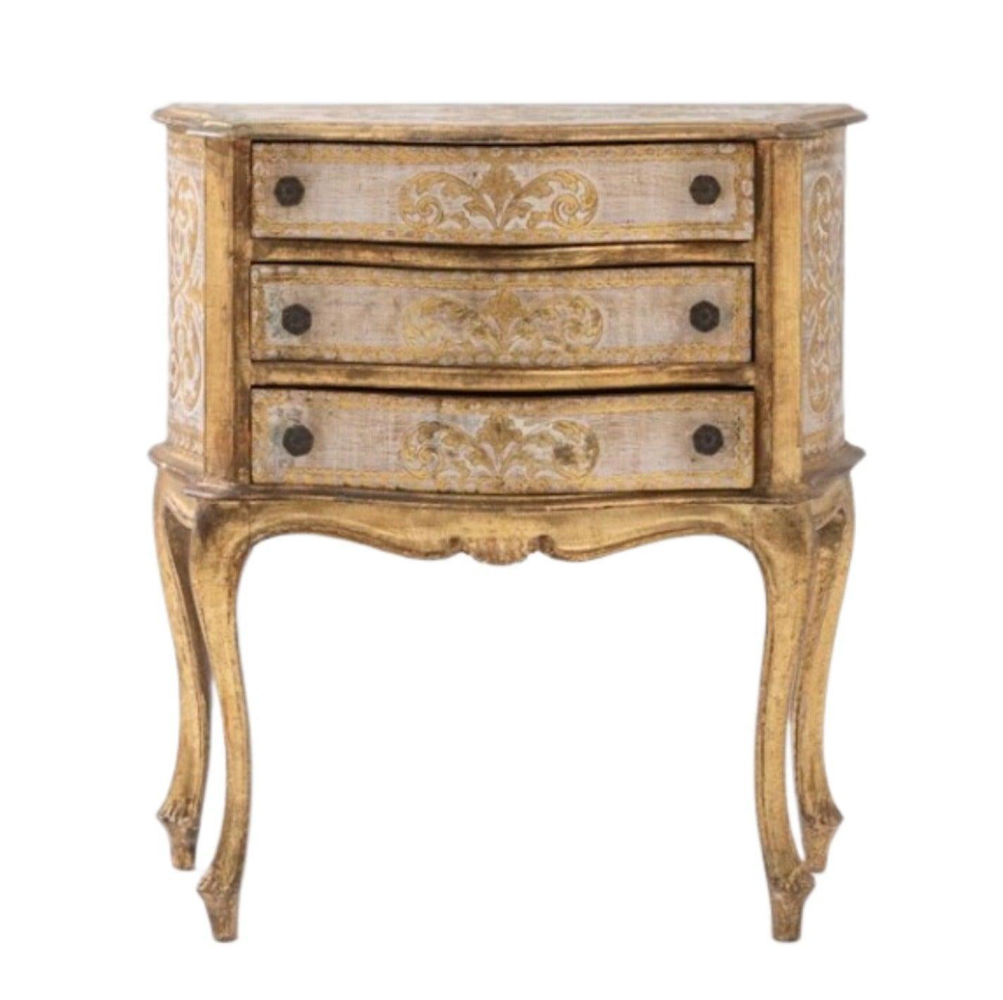 Coffre de style Renaissance italienne vintage